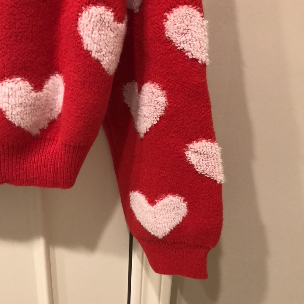 Akaiv Sweater - Picture 4 of 6